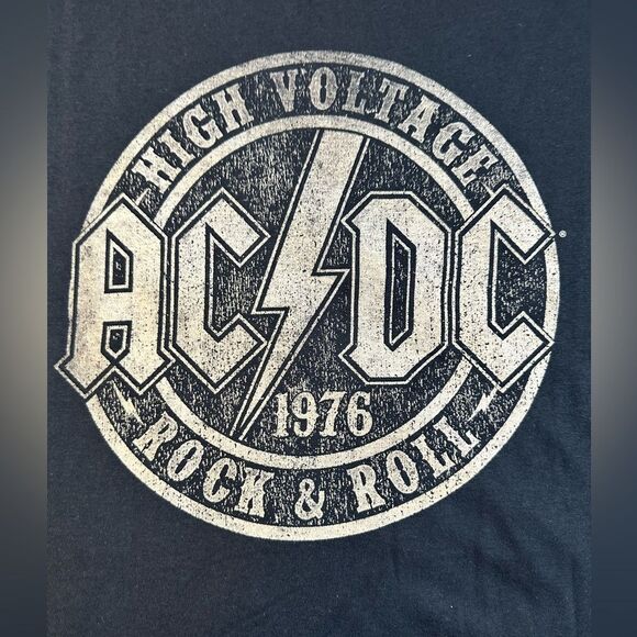 NWT AC/DC Unisex Black Short Sleeve Graphic Tee Shirt Vintage Look 1976-Size XXL - Picture 2 of 6
